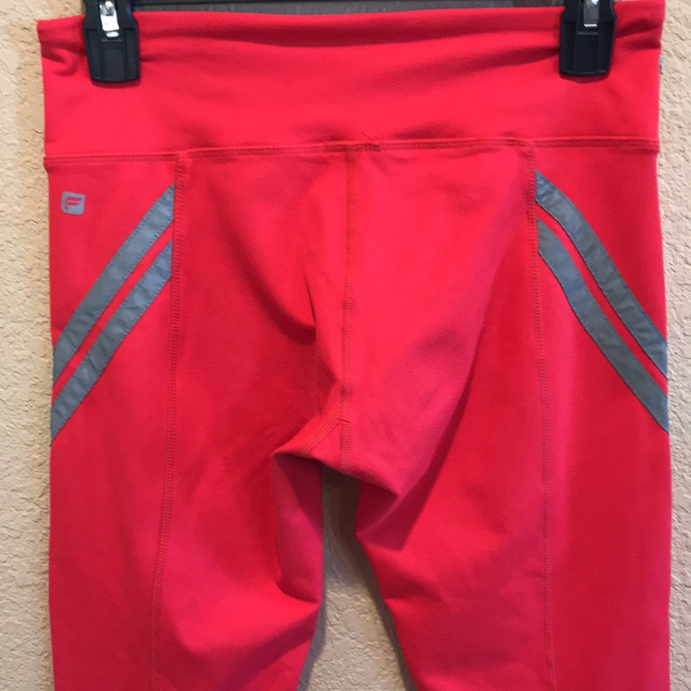 Fabletics Aria Red Reflective Capri Leggings Back… - image 6